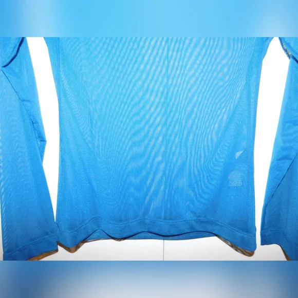 Mesh LS TNeck - Picture 9 of 12